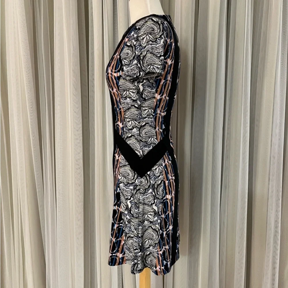 BCBGMaxAzria Ink Paisley Dress size XS (Extra Small) - Picture 5 of 8